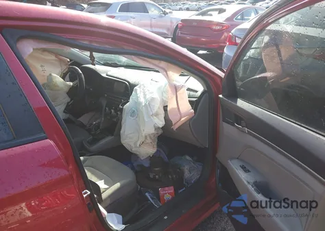 2019 Hyundai Elantra Sel z USA, uszkodzony, nr VIN 5NPD84LF7KH437940